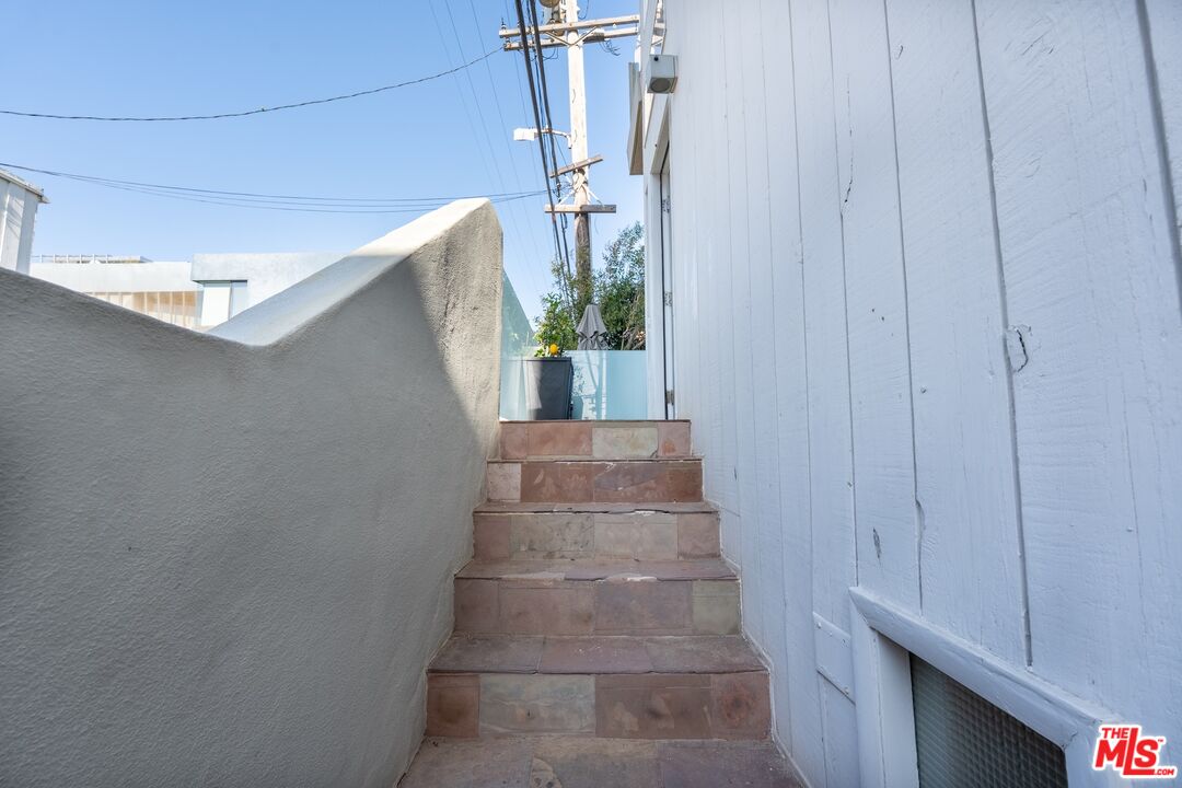 14 Privateer St Unit: 1