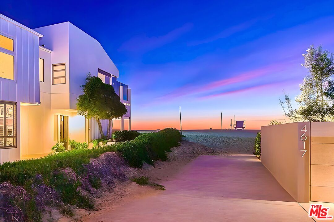 14 Privateer St Unit: 1