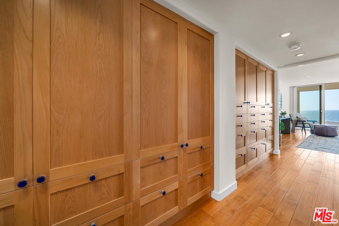 4 Lighthouse St Unit: 13