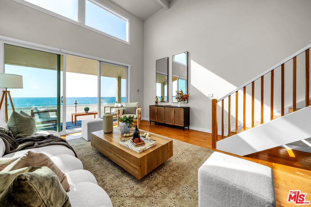 4 Lighthouse St Unit: 13