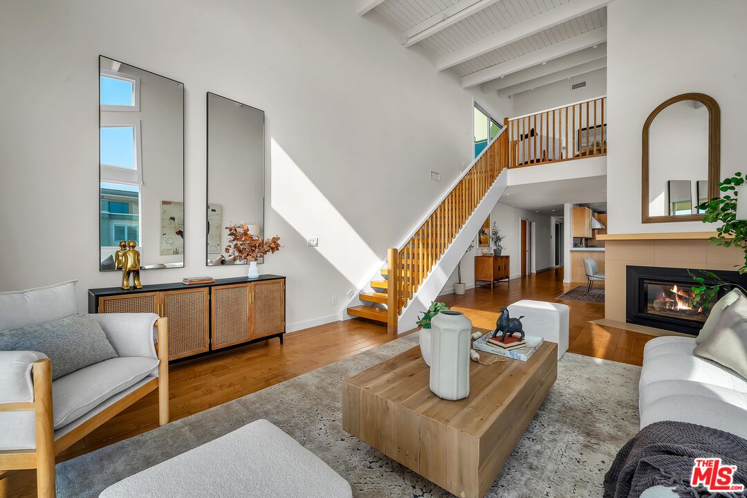 4 Lighthouse St Unit: 13