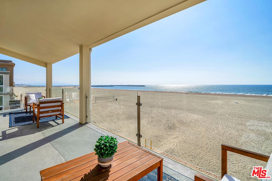 4 Lighthouse St Unit: 13