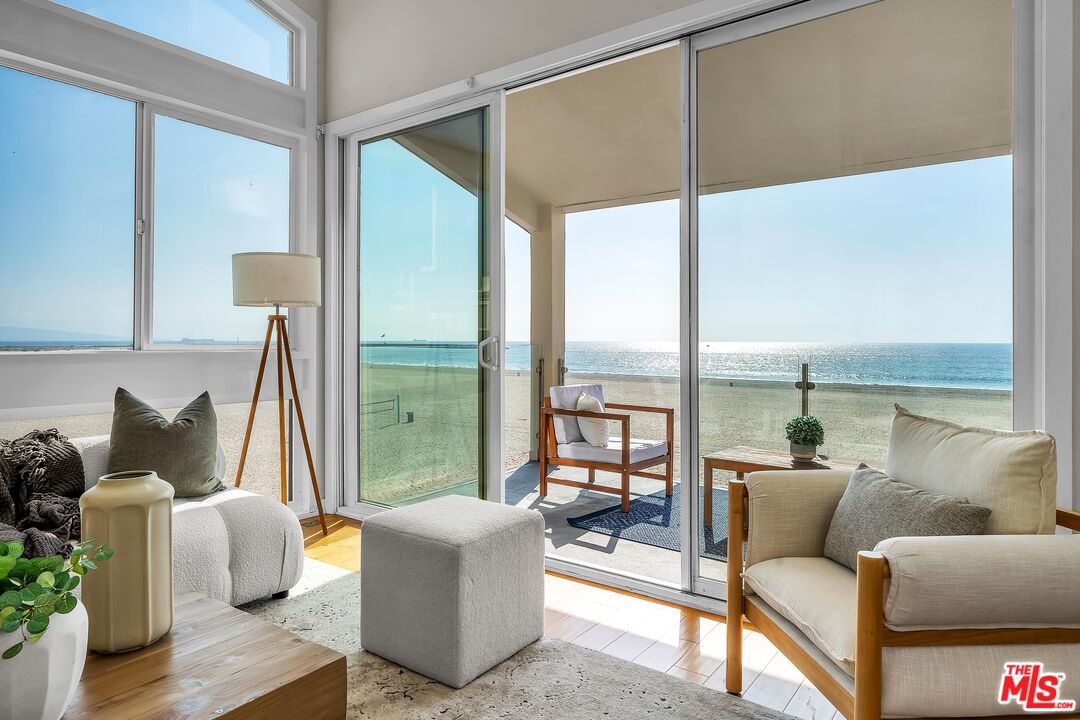 4 Lighthouse St Unit: 13