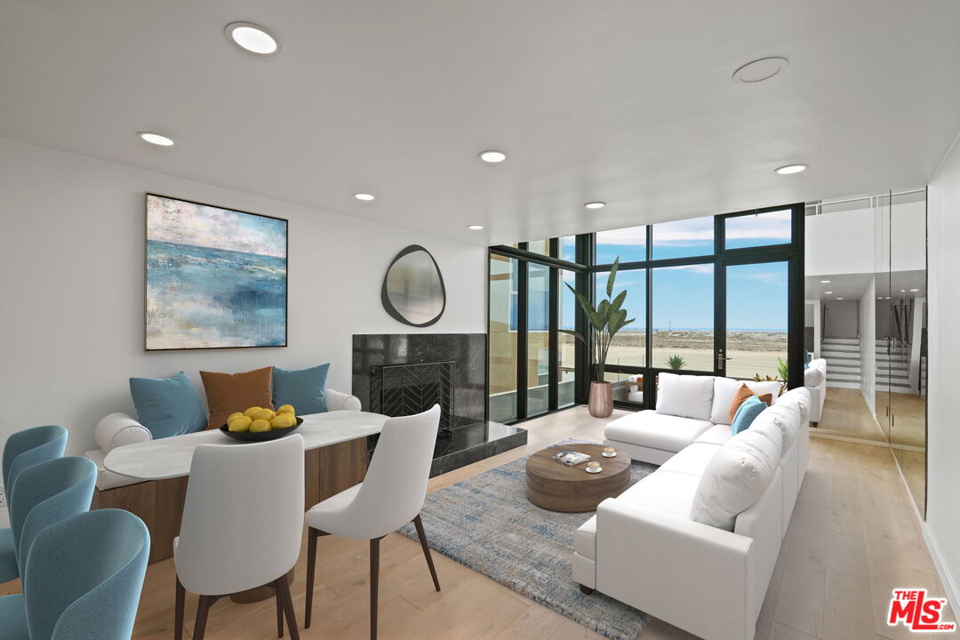 6 Voyage St Unit: 108