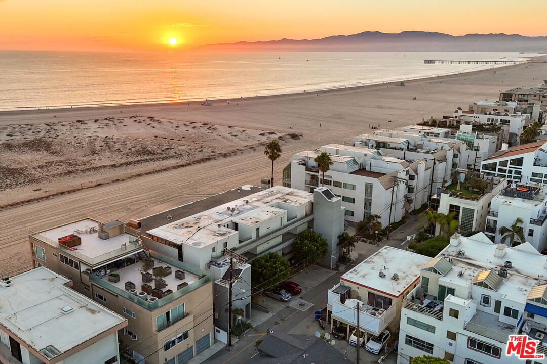 6 Voyage St Unit: 108