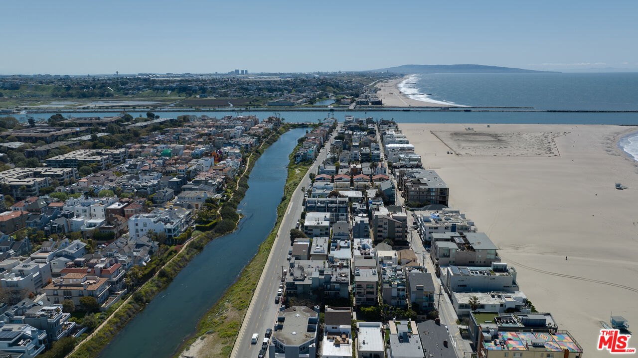 16 Quarterdeck St Unit: 301