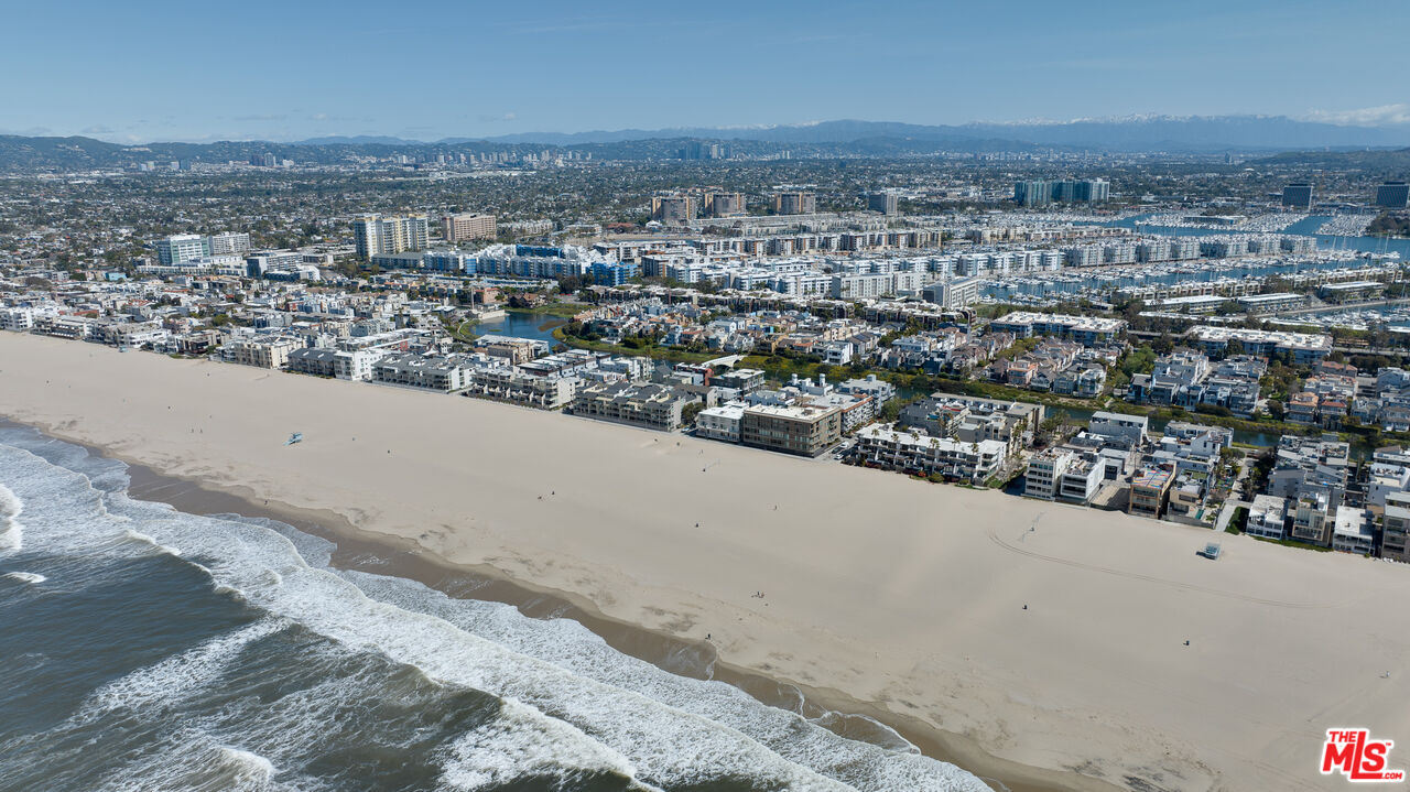 16 Quarterdeck St Unit: 301