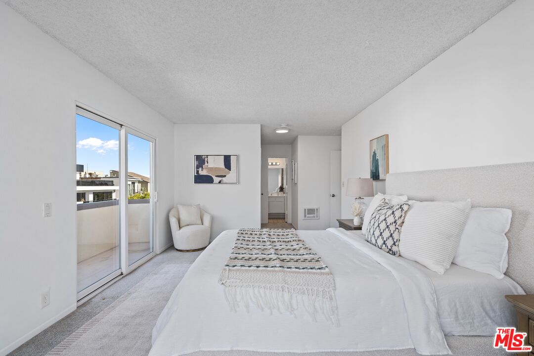 16 Quarterdeck St Unit: 301