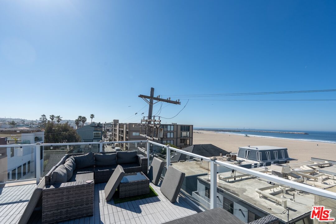 16 Quarterdeck St Unit: 301