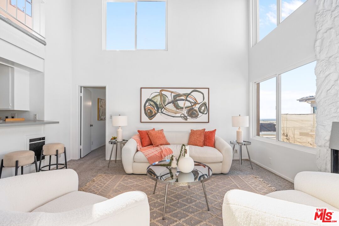 16 Quarterdeck St Unit: 301