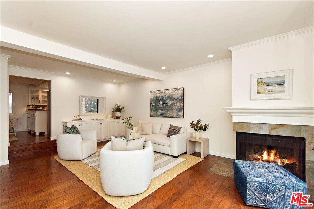 910 19th St Unit: 110