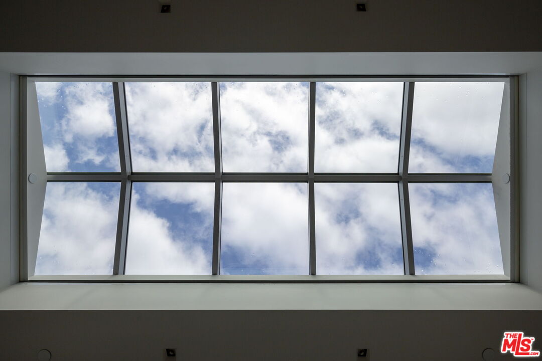 2505 Ocean Front Walk