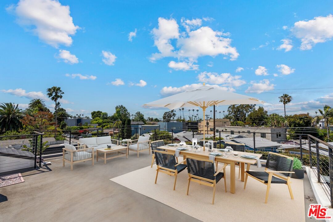 656 California Ave