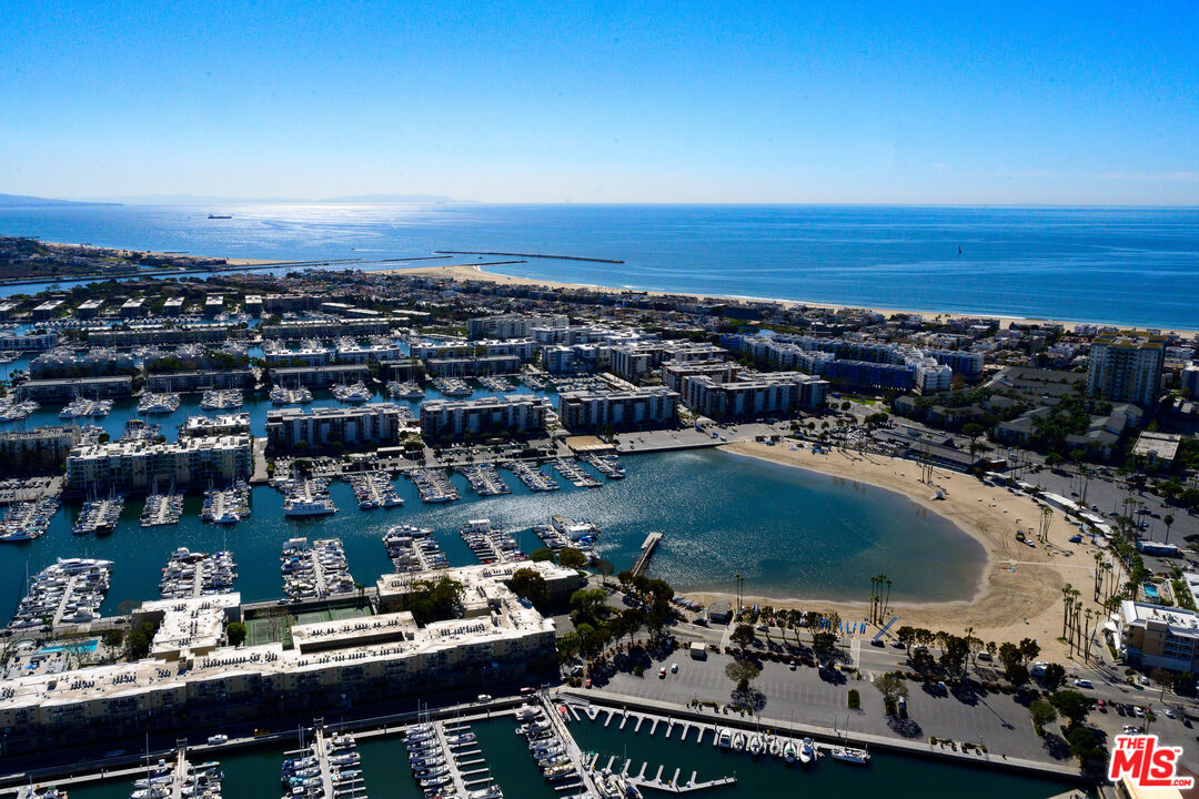 1 Driftwood St Unit: 5