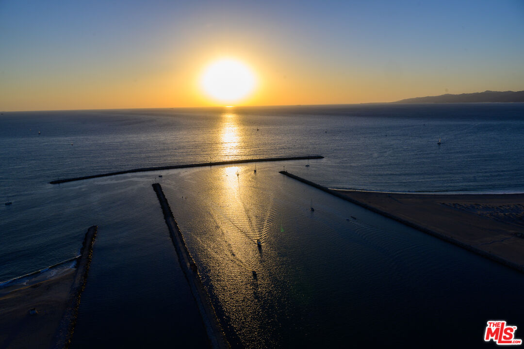 1 Driftwood St Unit: 5