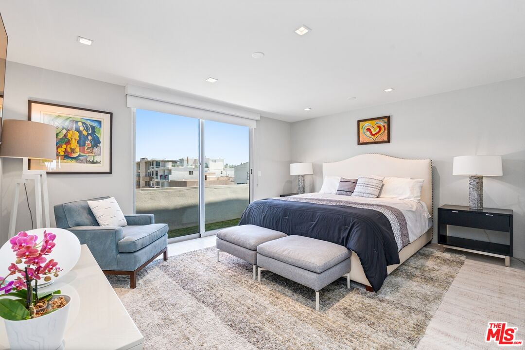 1 Driftwood St Unit: 5