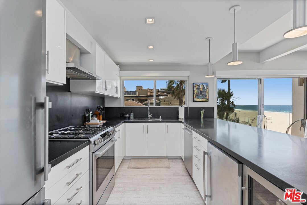 1 Driftwood St Unit: 5