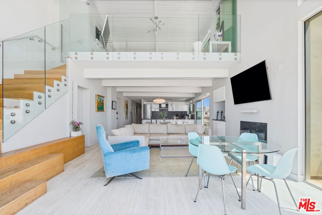 1 Driftwood St Unit: 5