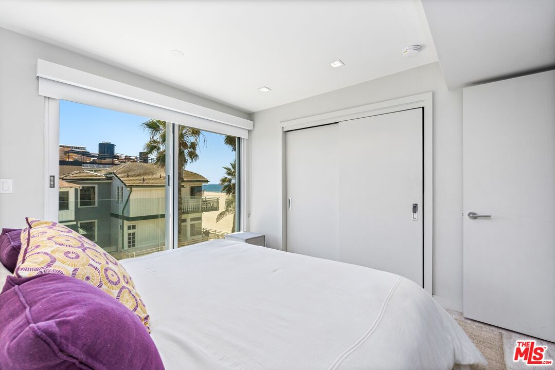 1 Driftwood St Unit: 5