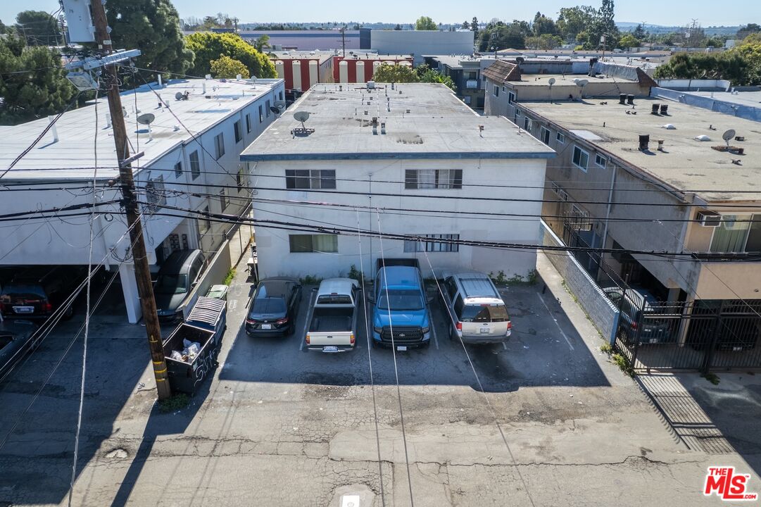 12231 Pacific Ave