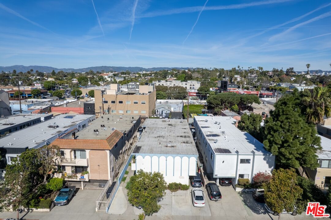 12231 Pacific Ave