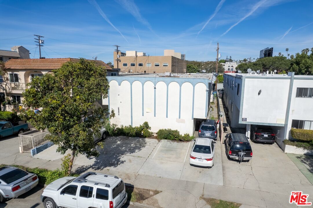 12231 Pacific Ave