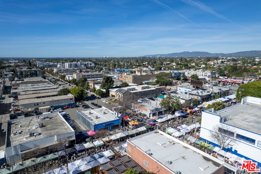 12231 Pacific Ave