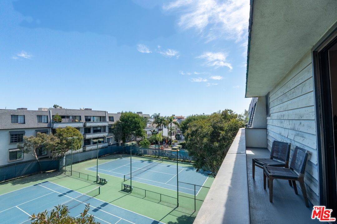 306 Bora Bora Way Unit: 305