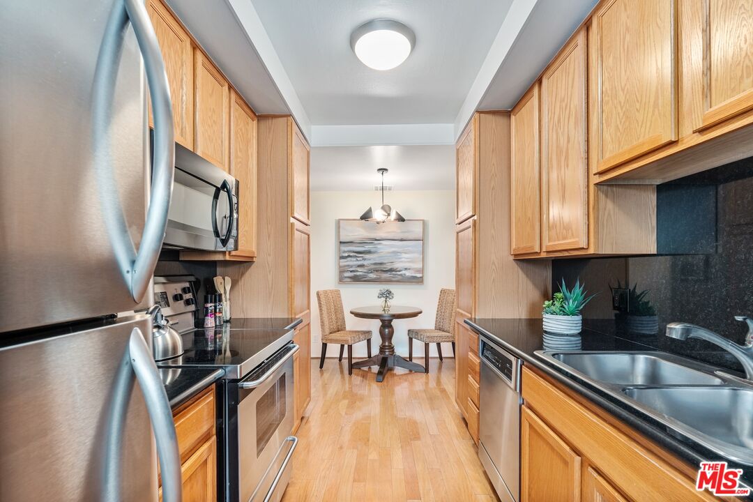 306 Bora Bora Way Unit: 305