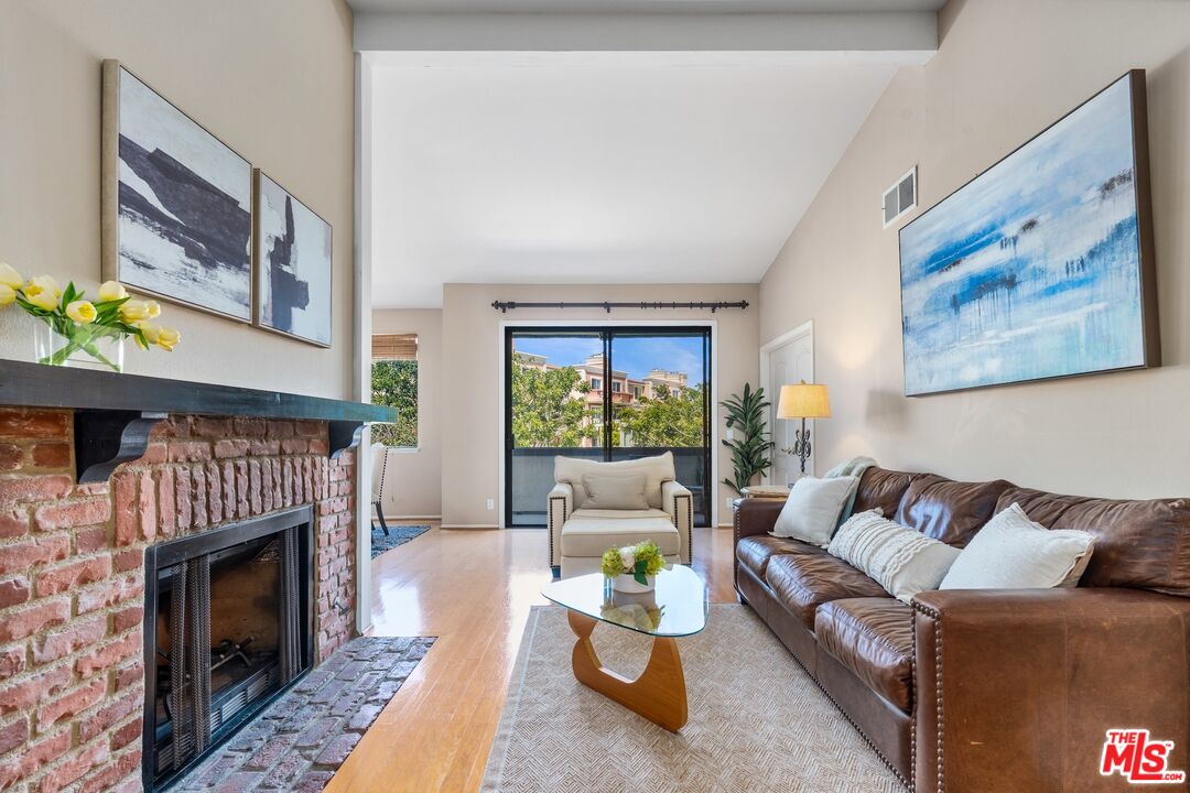 306 Bora Bora Way Unit: 305