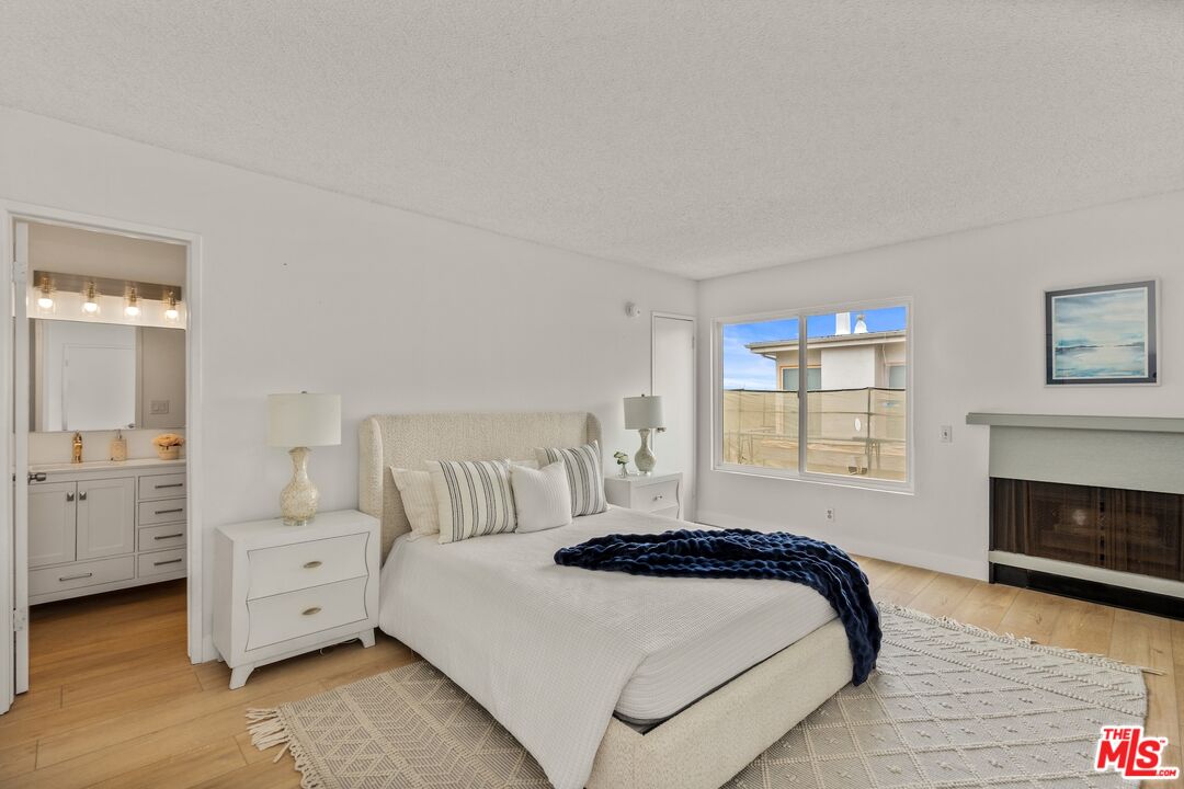 16 Quarterdeck St Unit: 301