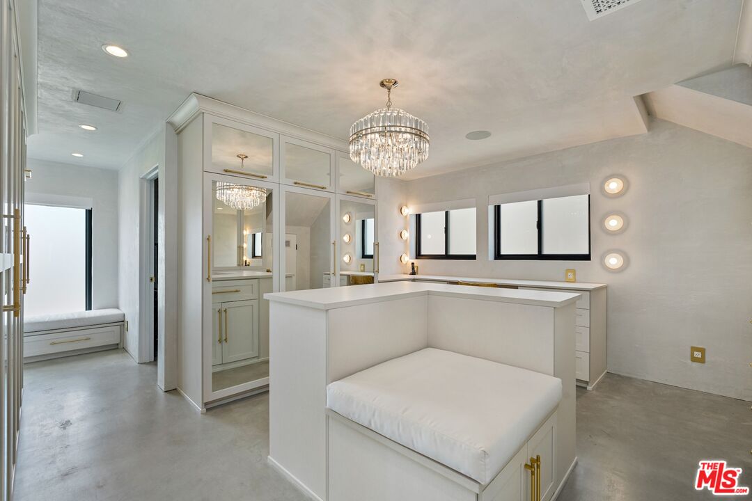15 Reef St