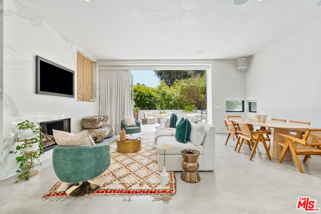 15 Reef St