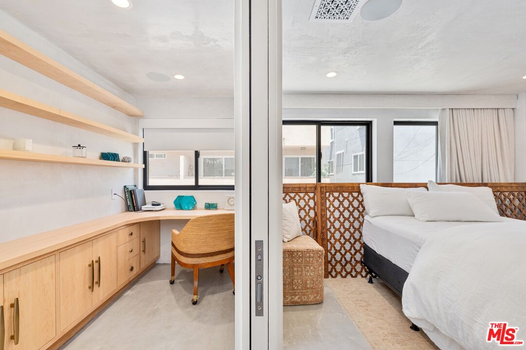 15 Reef St