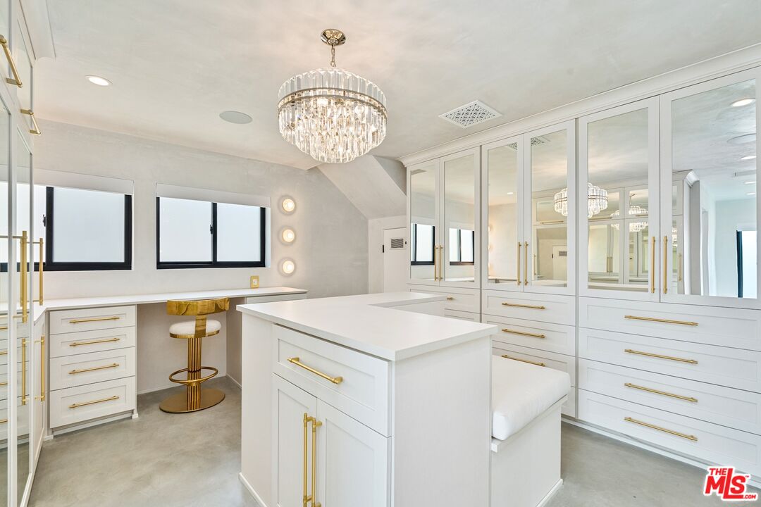 15 Reef St