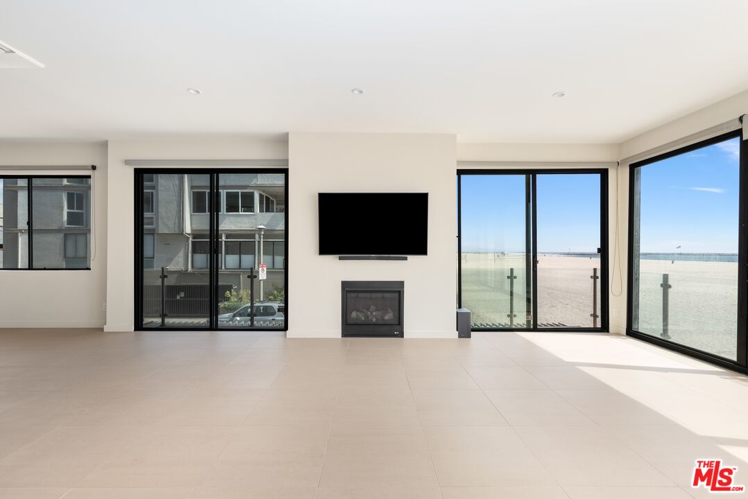 1 Northstar St Unit: 101