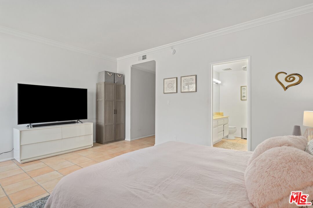 310 Tahiti Way Unit: 103