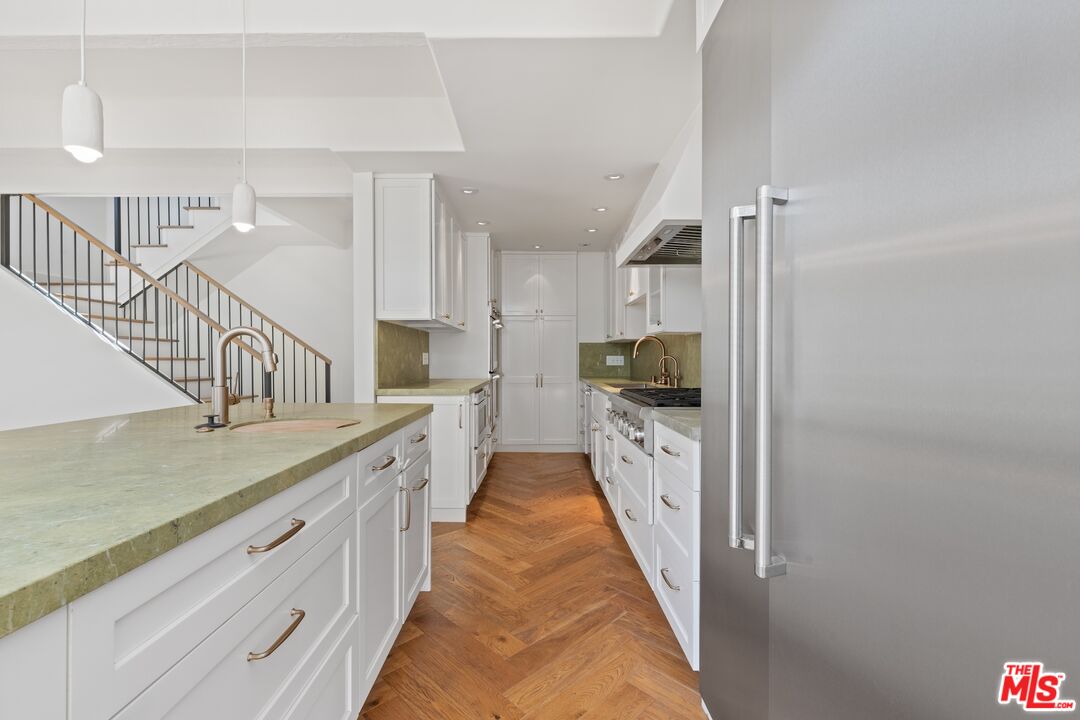 33 Reef St Unit: 4