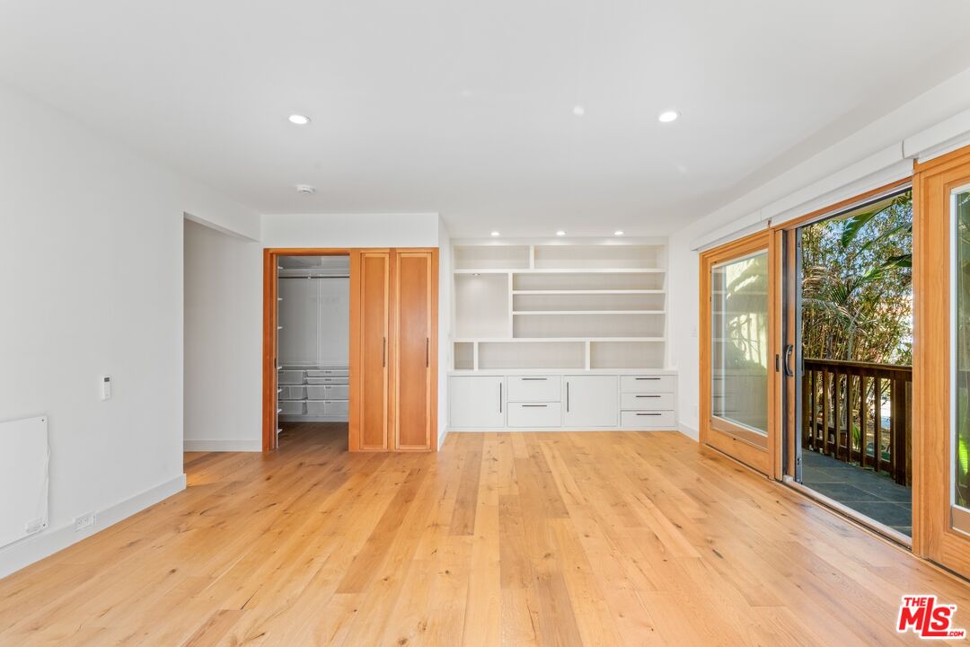 33 Reef St Unit: 4