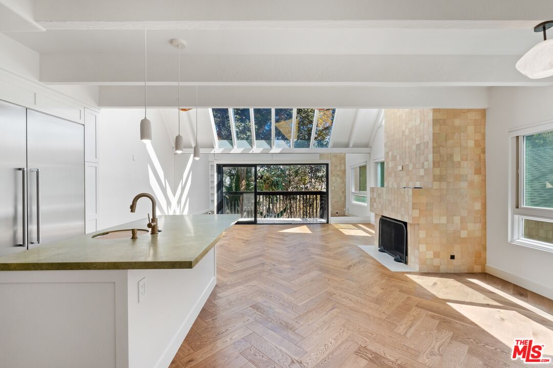 33 Reef St Unit: 4