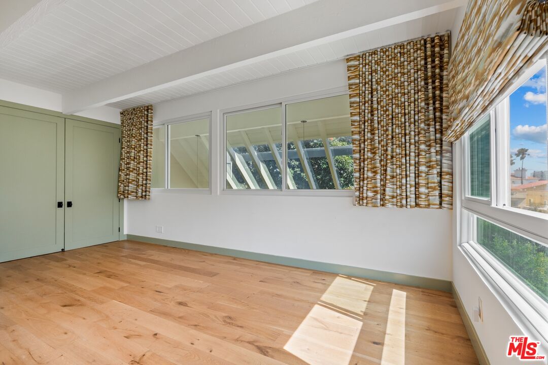 33 Reef St Unit: 4