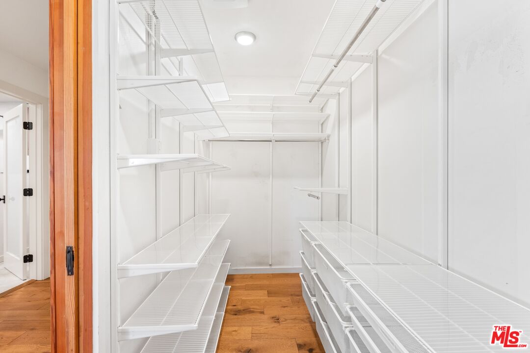 33 Reef St Unit: 4