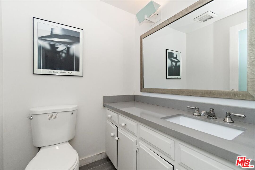 4 Jib St Unit: 2