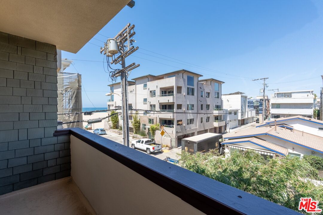 16 S Quarterdeck St Unit: 201