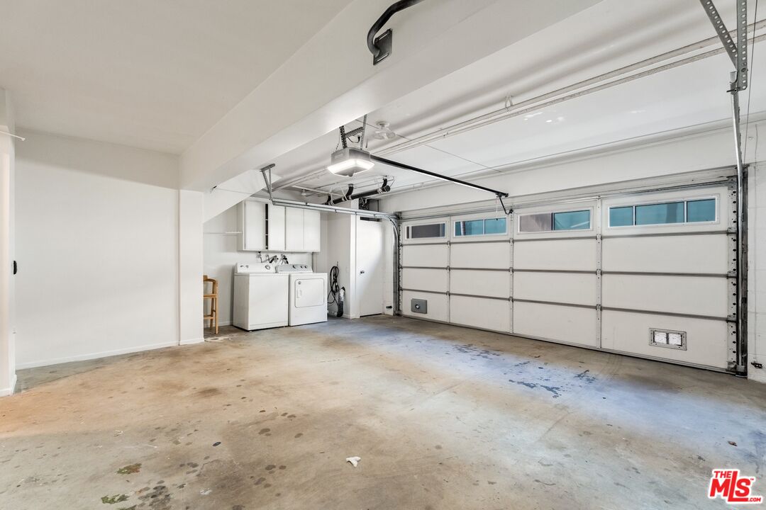 11 Mast St Unit: B