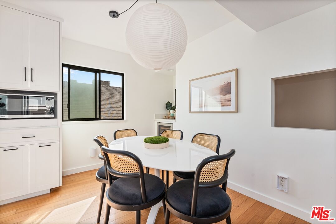 11 Mast St Unit: B