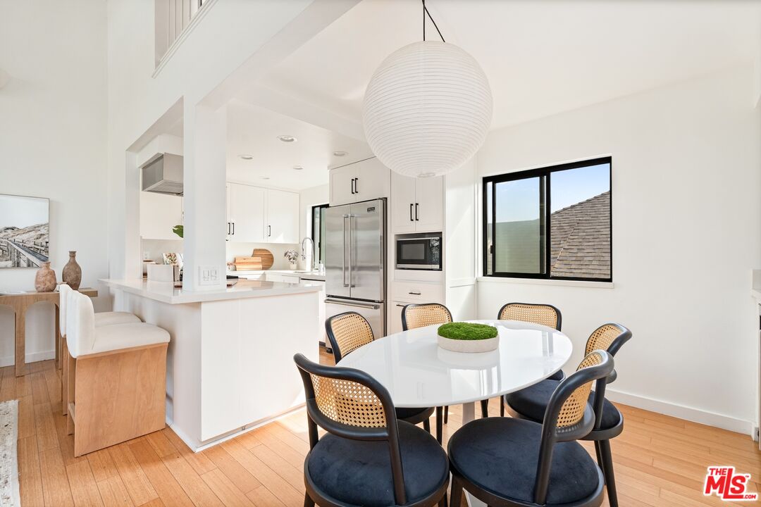 11 Mast St Unit: B