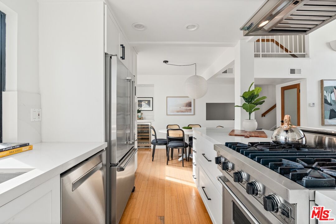 11 Mast St Unit: B