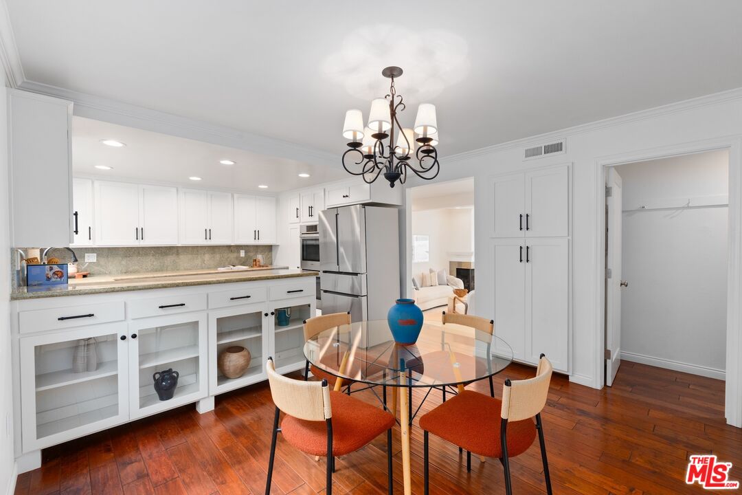 910 19th St Unit: 10