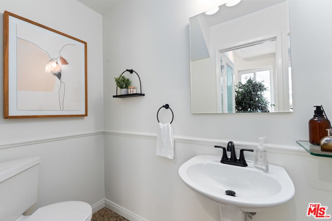 910 19th St Unit: 10